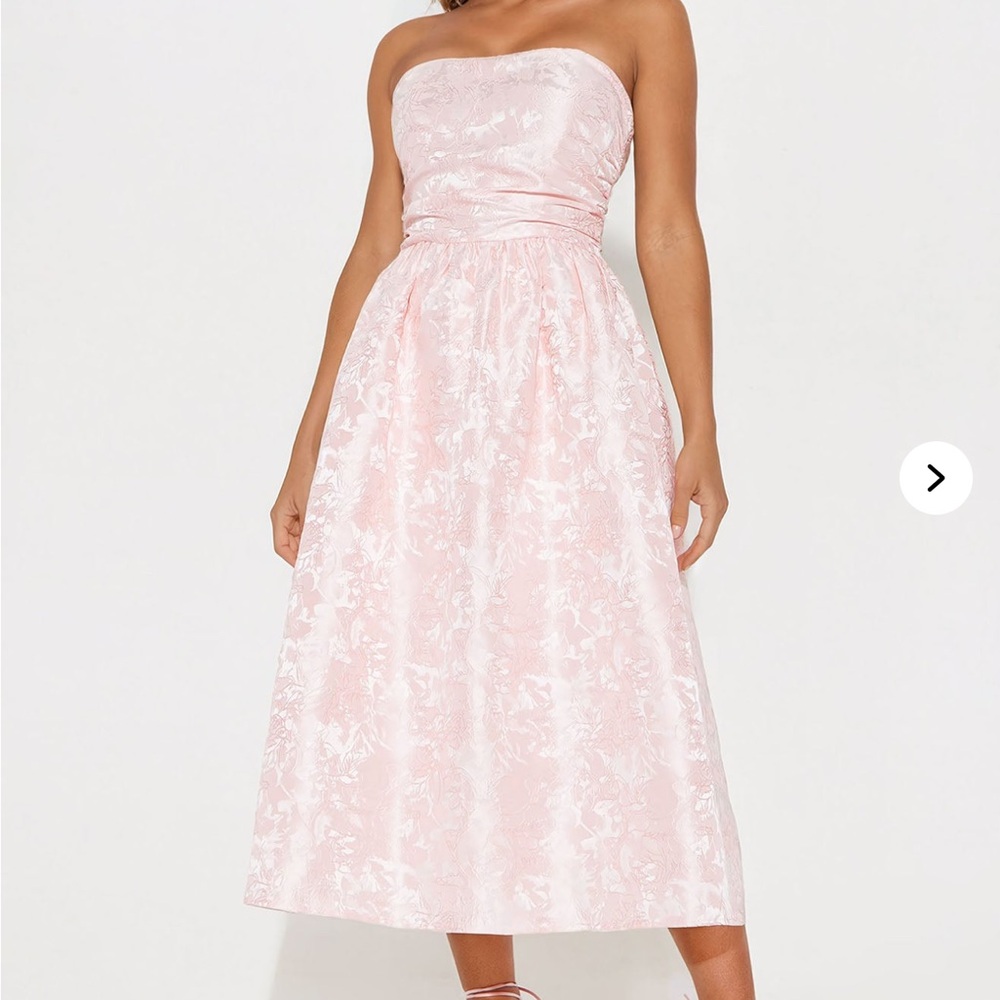 Elegant jacquard midi dress